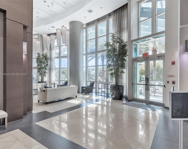 1155 Brickell Bay Dr - Photo Thumbnail 51