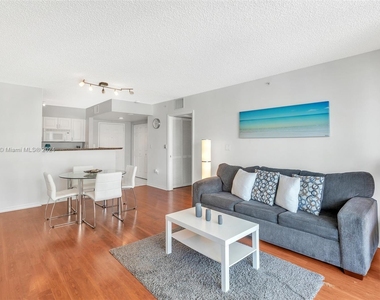 1155 Brickell Bay Dr - Photo Thumbnail 2