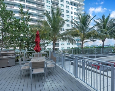 1155 Brickell Bay Dr - Photo Thumbnail 45