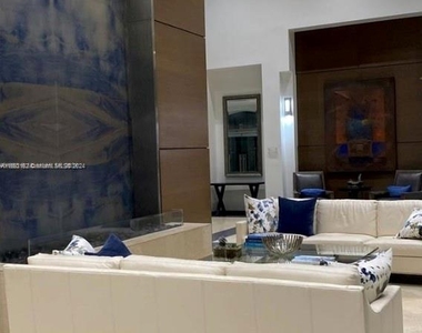1155 Brickell Bay Dr - Photo Thumbnail 54