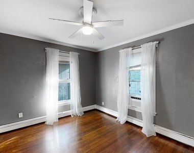 470 Warren St - Photo Thumbnail 7