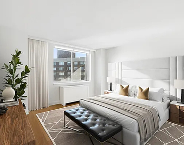 East 54th Street - Photo Thumbnail 2