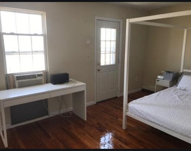 97-29 98th Street - Photo Thumbnail 5