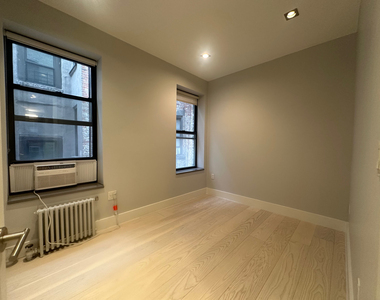 195 Stanton Street - Photo Thumbnail 8