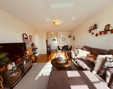 83rd Avenue - Photo Thumbnail 1