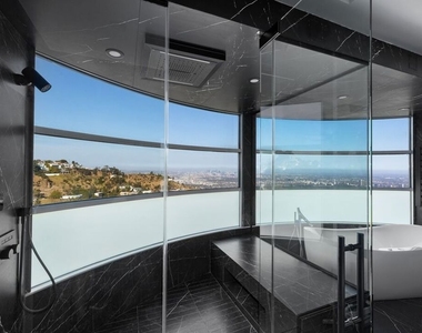 2260 Sunset Plaza Drive - Photo Thumbnail 19