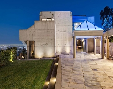 2260 Sunset Plaza Drive - Photo Thumbnail 35