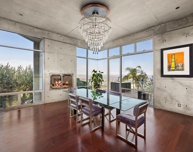 2260 Sunset Plaza Drive - Photo Thumbnail 8