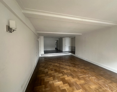 137 East 38th Street - Photo Thumbnail 5