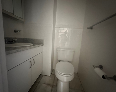 137 East 38th Street - Photo Thumbnail 18