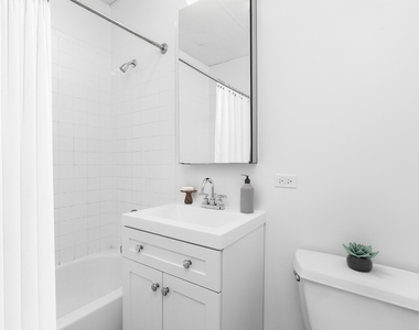 135 William Street - Photo Thumbnail 5