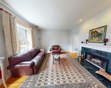216 Summit Ave - Photo Thumbnail 0