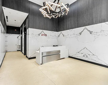 255 West 36th Street - Photo Thumbnail 9