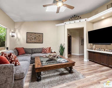 40560 Glenwood Lane - Photo Thumbnail 25