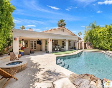 40560 Glenwood Lane - Photo Thumbnail 9