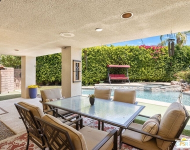 40560 Glenwood Lane - Photo Thumbnail 15