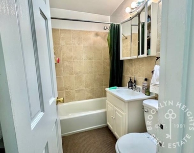 139 Joralemon Street - Photo Thumbnail 9