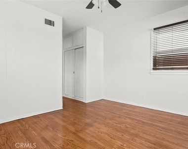 19349 Friar Street - Photo Thumbnail 18