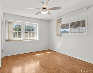 19349 Friar Street - Photo Thumbnail 7