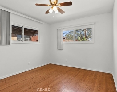 19349 Friar Street - Photo Thumbnail 9