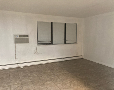 153-27 78th Street - Photo Thumbnail 2