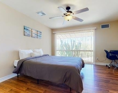 77845 California Drive - Photo Thumbnail 17