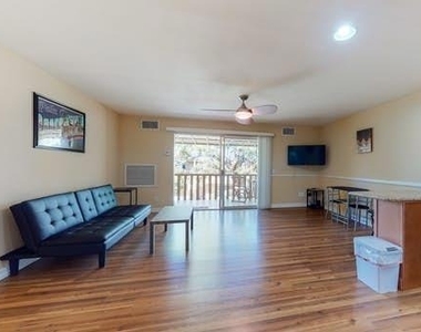77845 California Drive - Photo Thumbnail 15