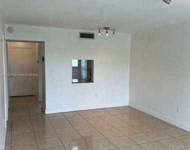 2825 Ne 201st Ter - Photo Thumbnail 10