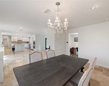 72408 Desert Drive - Photo Thumbnail 12