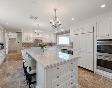 72408 Desert Drive - Photo Thumbnail 3