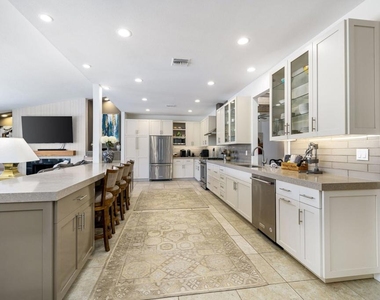 75593 Desert Horizons Drive - Photo Thumbnail 7