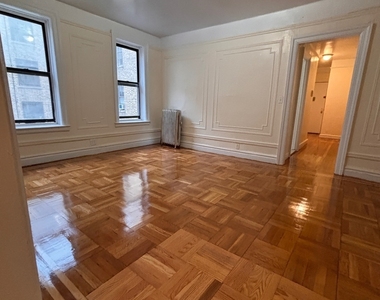 124 Ft George Avenue - Photo Thumbnail 0