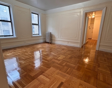 124 Ft George Avenue - Photo Thumbnail 1