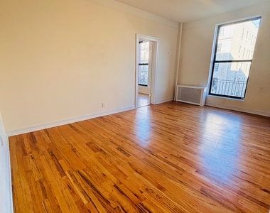 427 Ft Washington Avenue - Photo Thumbnail 13