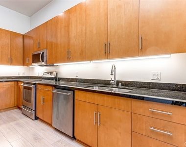 3223 W 6th Street - Photo Thumbnail 5