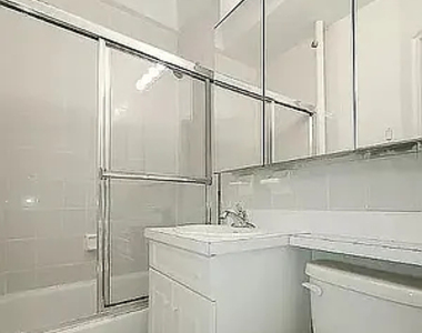 226 East 74th Street - Photo Thumbnail 3