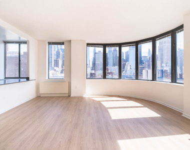 505 W. 54th St. - Photo Thumbnail 8