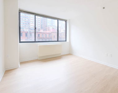 505 W. 54th St. - Photo Thumbnail 18