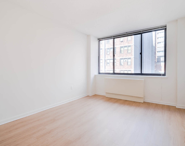 505 W. 54th St. - Photo Thumbnail 39