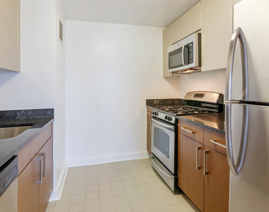 111 Lawrence Street - Photo Thumbnail 2