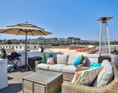 1522 Doheny Way - Photo Thumbnail 48