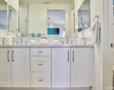 1522 Doheny Way - Photo Thumbnail 35