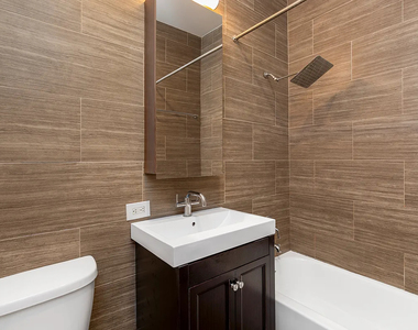 135 William Street - Photo Thumbnail 7