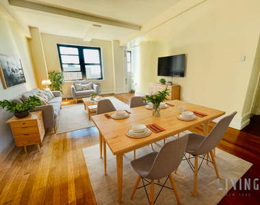 850 Amsterdam Avenue - Photo Thumbnail 1