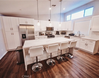 82518 Bogart Drive - Photo Thumbnail 5