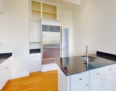 22 Beacon St. - Photo Thumbnail 25