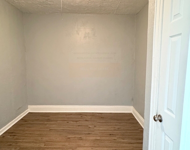 93-14 101st Avenue - Photo Thumbnail 8