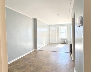 93-14 101st Avenue - Photo Thumbnail 4