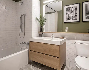 243 West 28th Street - Photo Thumbnail 5