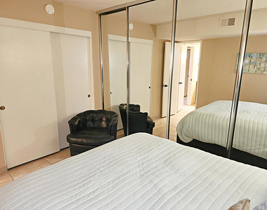 5225 E Waverly Drive - Photo Thumbnail 28